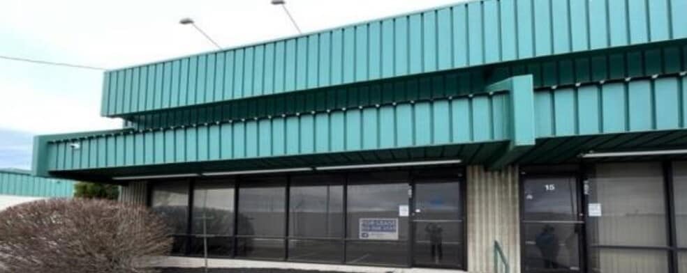 Primary Photo Of 2300 E Kemper Rd, Sharonville Mixed Retail For Lease