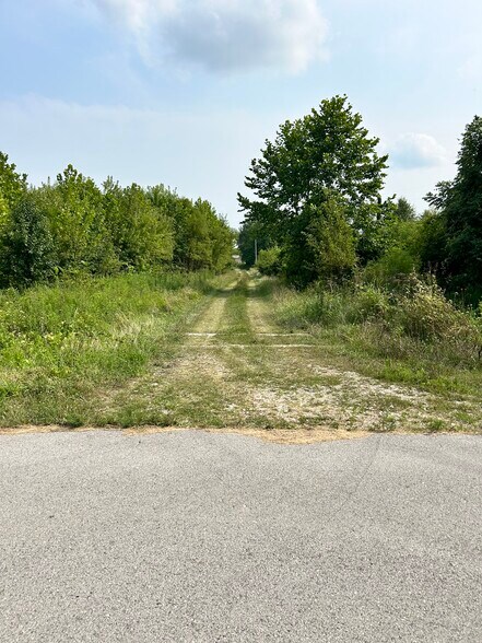 More Photos Of 1672 E County Road 550 S, Carlisle Land For Sale
