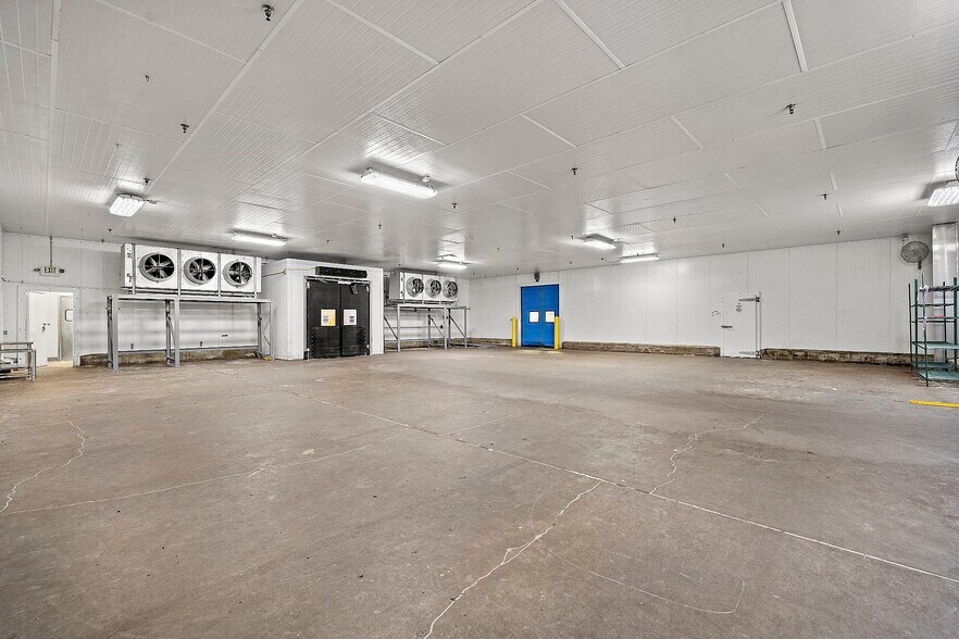 More Photos Of 333 N Euclid Way, Anaheim Food Processing For Lease