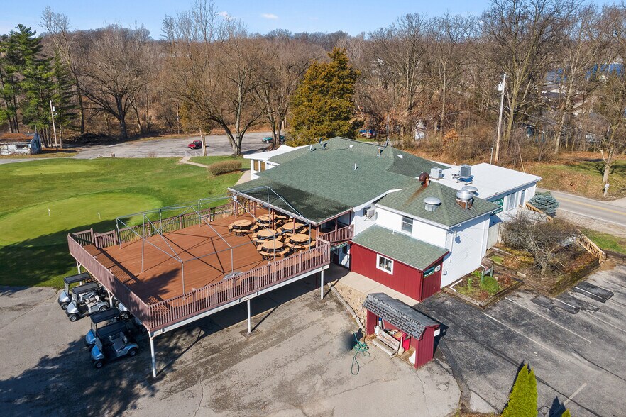 More Photos Of 1445 275 N Rd, Angola Sports And Entertainment For Sale