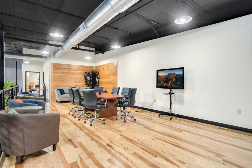 More Photos Of 1542 Taurus Ct, Loveland Flex For Sale