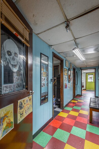 More Photos Of 605 Cherokee Blvd, Chattanooga Storefront Retail Residential For Sale