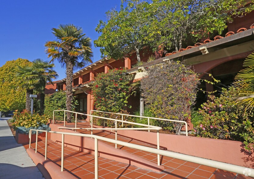 More Photos Of 1350 41st Ave, Capitola Office For Lease