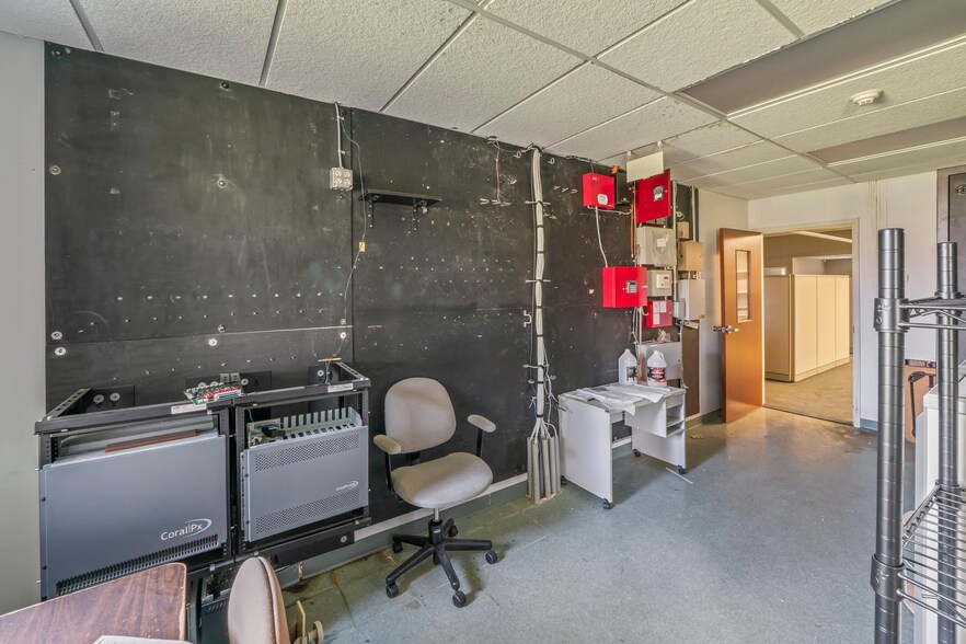 More Photos Of 614 Union Rd, Vineland Office For Sale