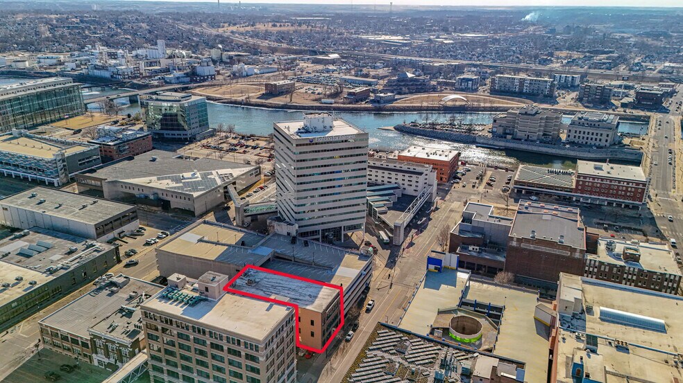 More Photos Of 213 4th Ave SE, Cedar Rapids Office For Lease