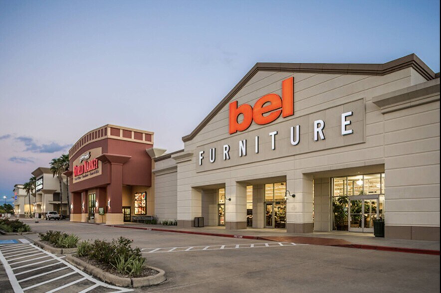 More Photos Of 17175-17395 SH 249, Houston Unknown For Lease