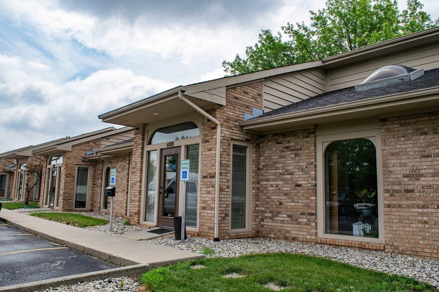 More Photos Of 6008-6016 Brandy Chase Cv, Fort Wayne Office For Lease