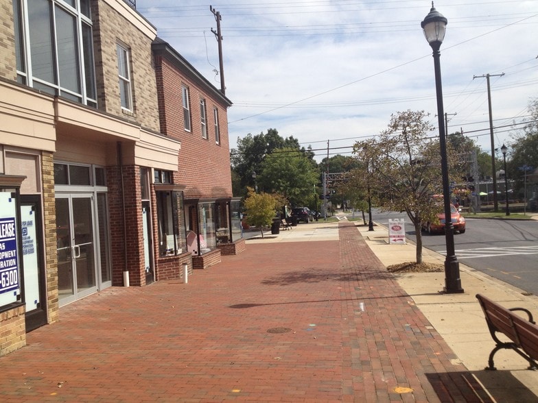 More Photos Of 6202-6212 Rhode Island Ave, Riverdale Storefront Retail Office For Lease