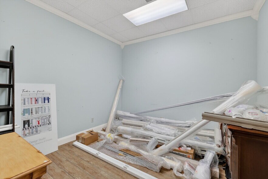 More Photos Of 103 N Main St, Wildwood Storefront For Sale