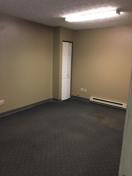 More Photos Of 706 Crain Hwy N, Glen Burnie Flex For Lease