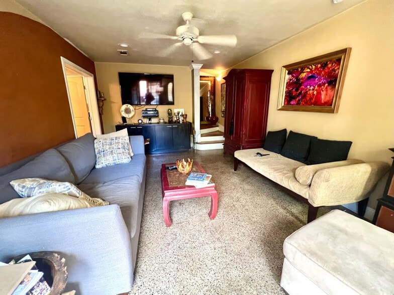 More Photos Of 5537 Canal Blvd, New Orleans Freestanding For Sale