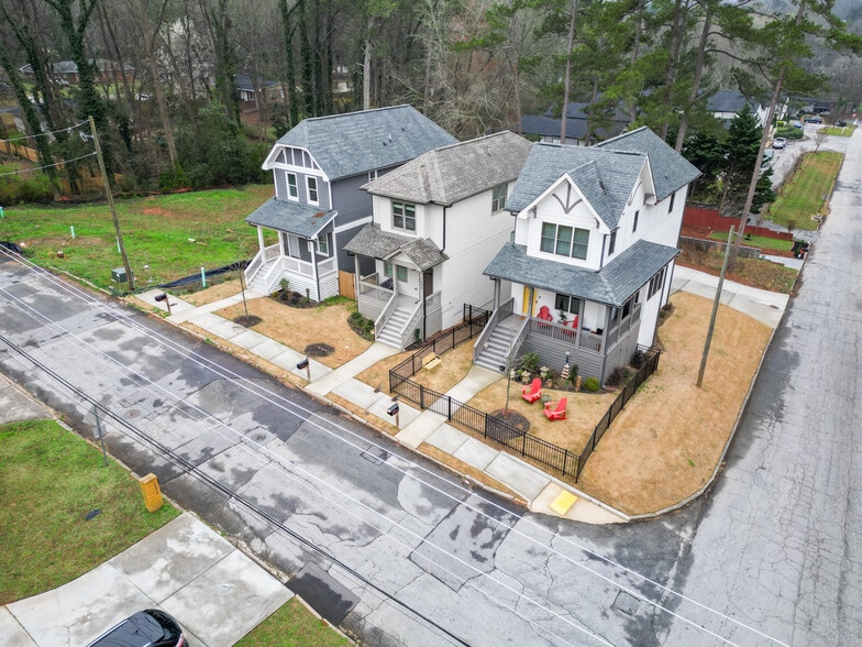 More Photos Of 2766 White Oak Dr, Decatur Religious Facility For Sale