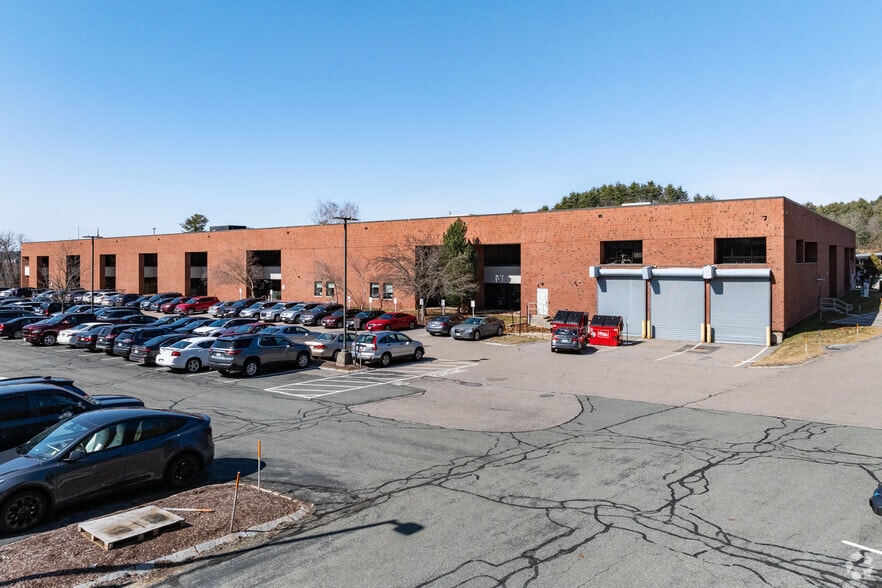 More Photos Of 150 Royall St, Canton Loft Creative Space For Lease
