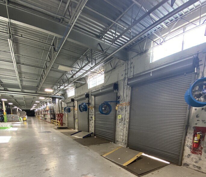 More Photos Of 648 Wilson St, Chester Warehouse For Lease