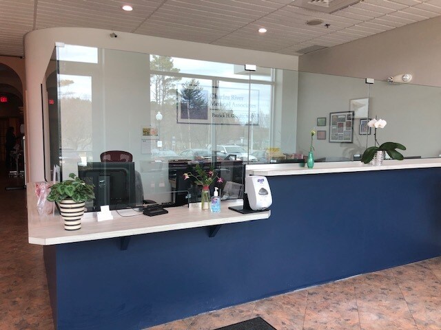 More Photos Of 154 Turnpike Rd, Southborough Storefront Retail Office For Lease