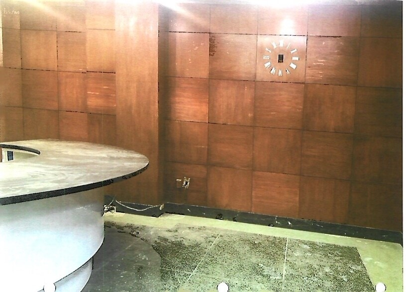 More Photos Of 11770 Berea Rd, Lakewood Office For Sale