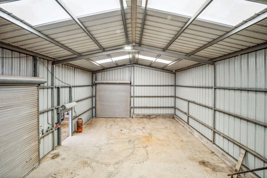 More Photos Of 7517 Us Highway 67, Stephenville Light Distribution For Sale