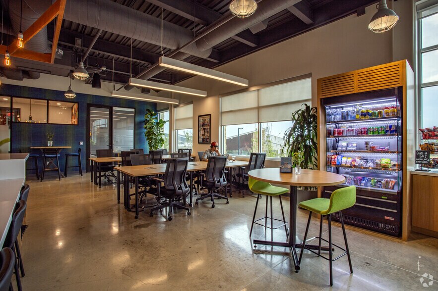 More Photos Of 13341 W Highway 290, Austin Coworking Space