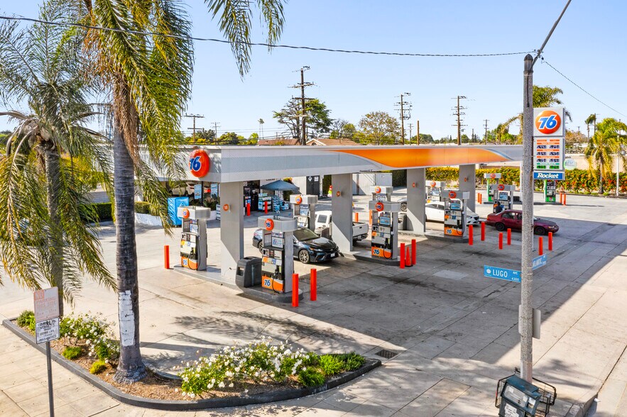 More Photos Of 11515 Atlantic Ave, Lynwood Service Station For Sale