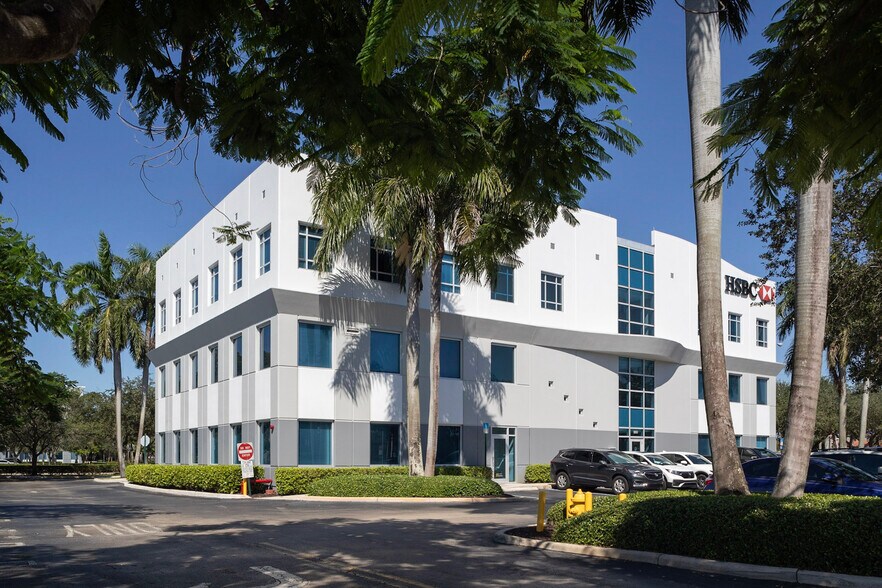 More Photos Of 9850 NW 41st St, Doral Unknown For Lease