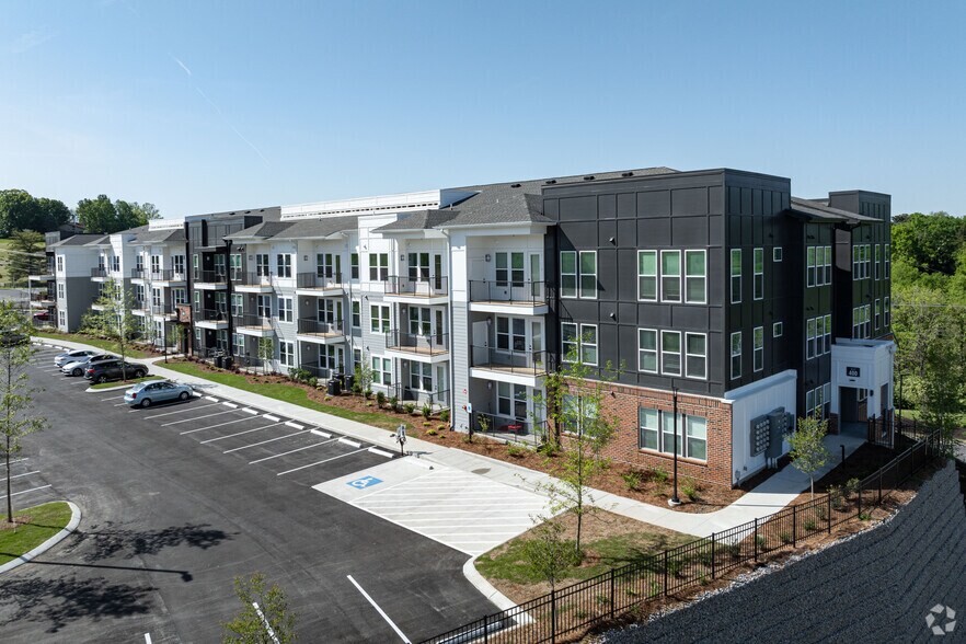 More Photos Of 2141 Century Farms Pky, Antioch Apartments For Lease
