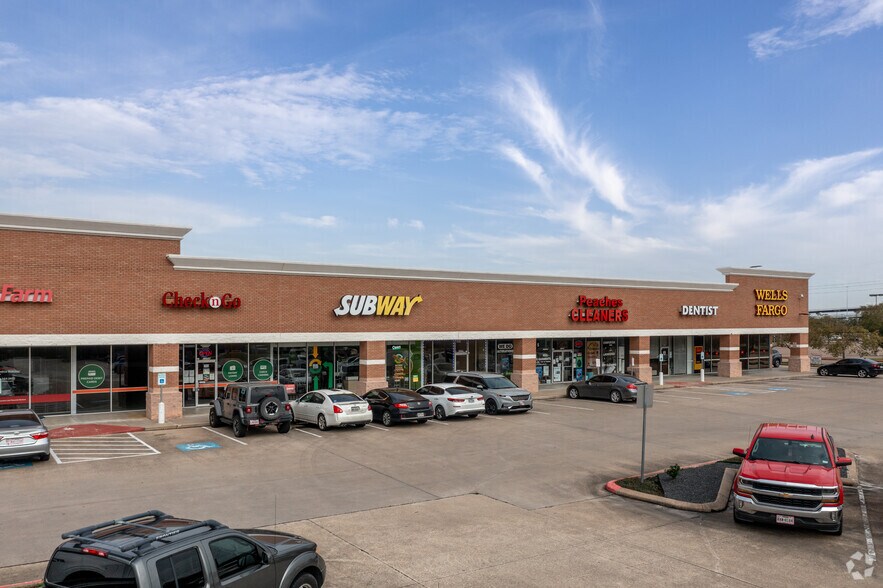 More Photos Of 11601-11725 S Sam Houston Pky E, Houston Unknown For Lease