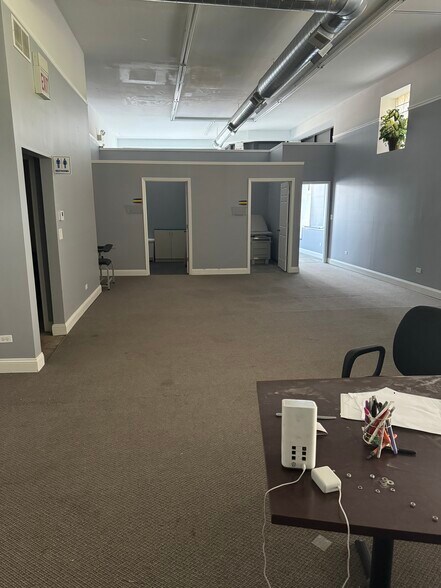 More Photos Of 200-210 N California Ave, Chicago Apartments For Sale