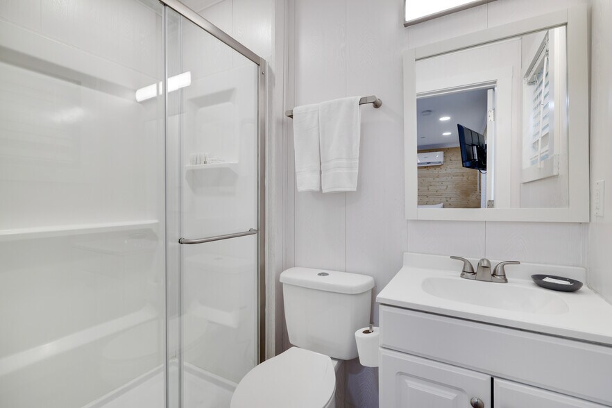 More Photos Of 2624 State Route 534, Albrightsville Hotel For Sale