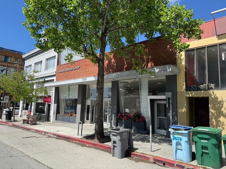 More Photos Of 1909 University Ave, Berkeley Storefront For Lease