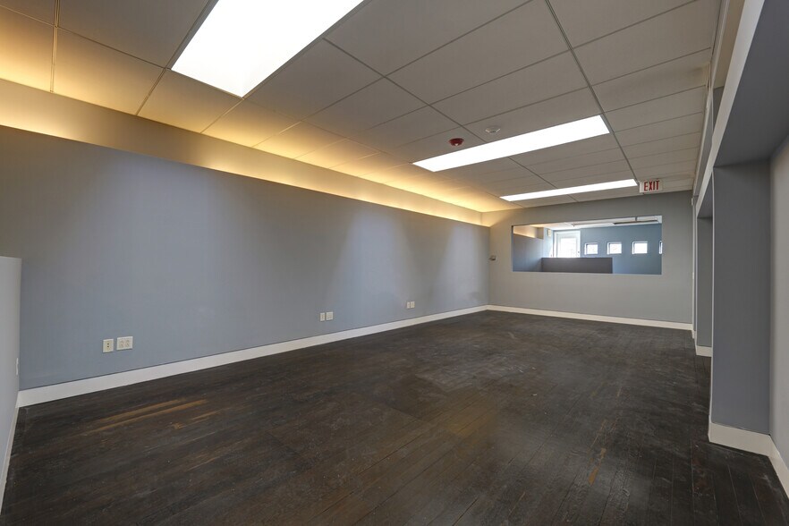More Photos Of 1200 Springfield Rd, Union Township Warehouse For Lease