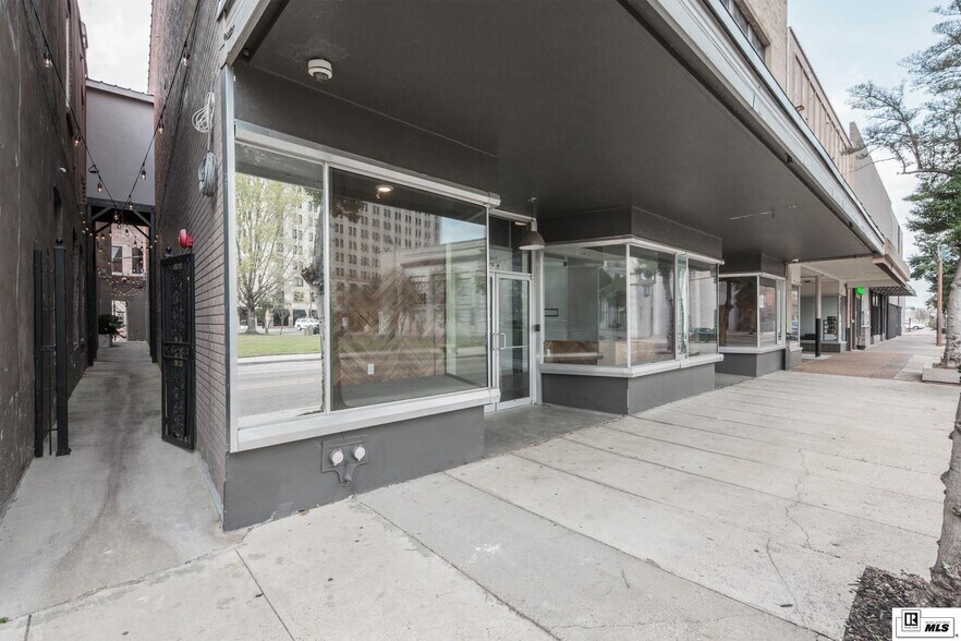 More Photos Of 217 Desiard St, Monroe Storefront For Lease