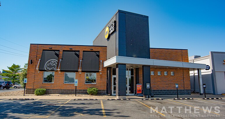 More Photos Of 851 S Route 51, Forsyth Restaurant For Sale