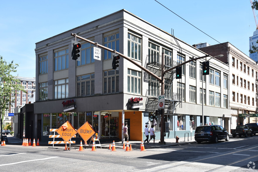 Primary Photo Of 1036 W Burnside St, Portland Storefront Retail Office For Lease