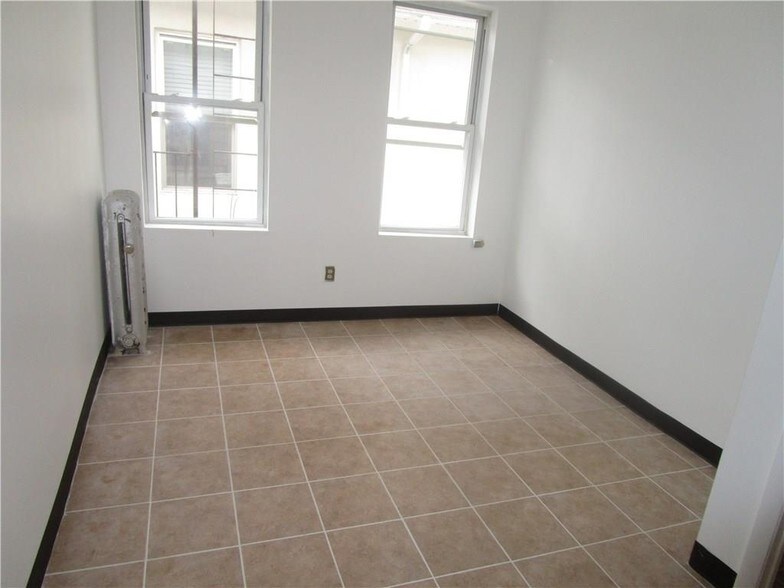More Photos Of 3022 Brighton 8th St, Brooklyn Apartments For Sale