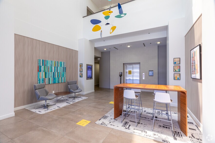 More Photos Of 12750 High Bluff Dr, San Diego Unknown For Lease