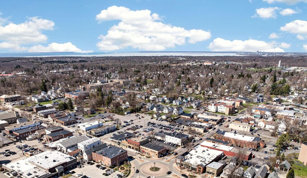 More Photos Of 21 Main St, Hamburg Storefront Retail Office For Sale