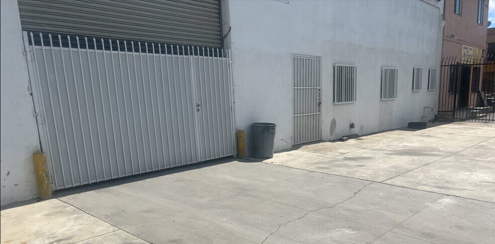 More Photos Of 6740 Crenshaw Blvd, Los Angeles Auto Repair For Lease