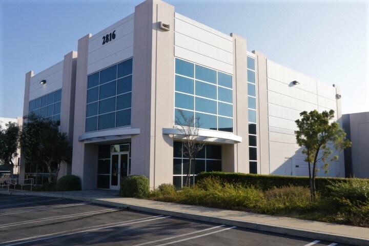 More Photos Of 2816 Columbia St, Torrance Light Distribution For Lease