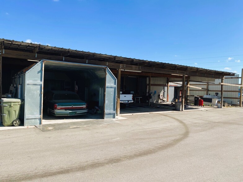 More Photos Of 5004 15th E st, Bradenton Industrial For Sale