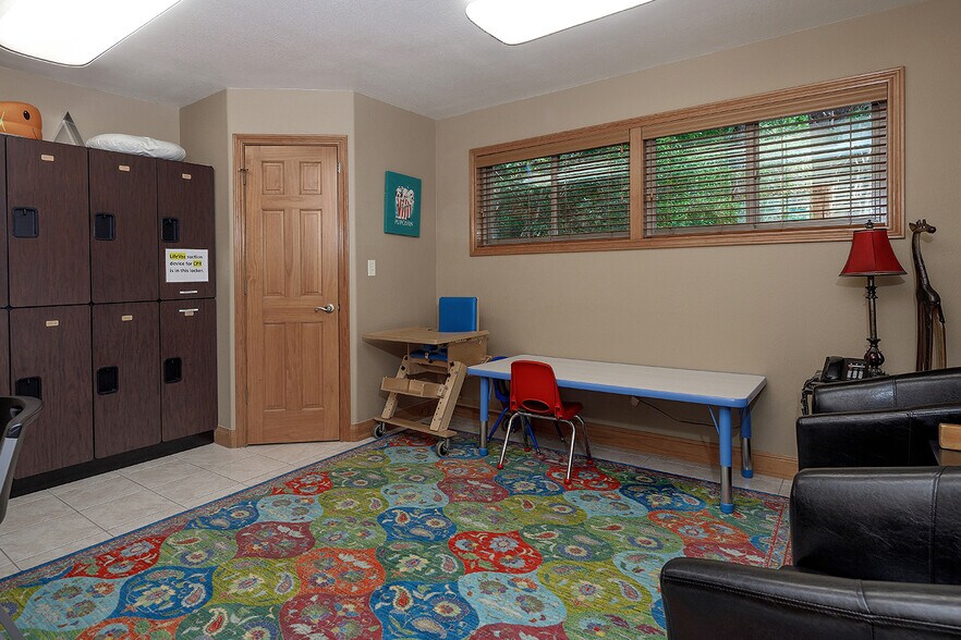 More Photos Of 26407 Oak Ridge Dr, Spring Medical For Sale