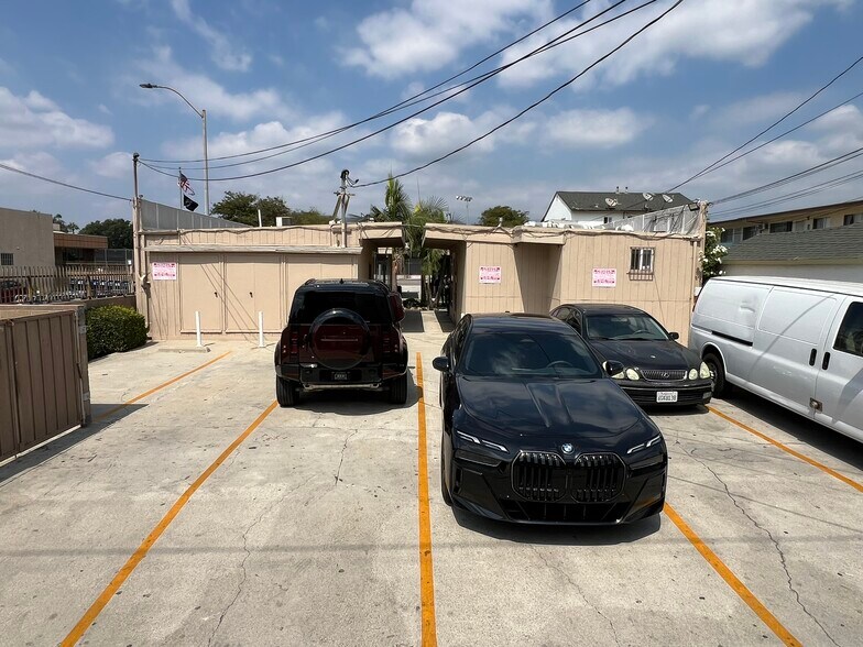 More Photos Of 204 E Chevy Chase Dr, Glendale Medical For Lease