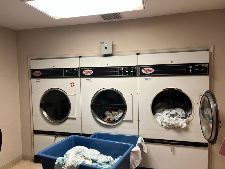 More Photos Of 7000 Cochran Rd, Solon Skilled Nursing Facility For Sale