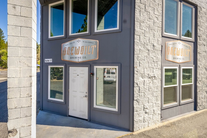 More Photos Of 110 Spring Hill Dr, Grass Valley Manufacturing For Lease