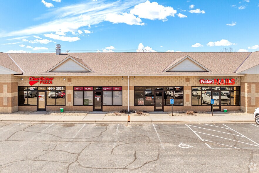 More Photos Of 404-536 Whiskey Rd NW, Isanti Storefront Retail Office For Lease