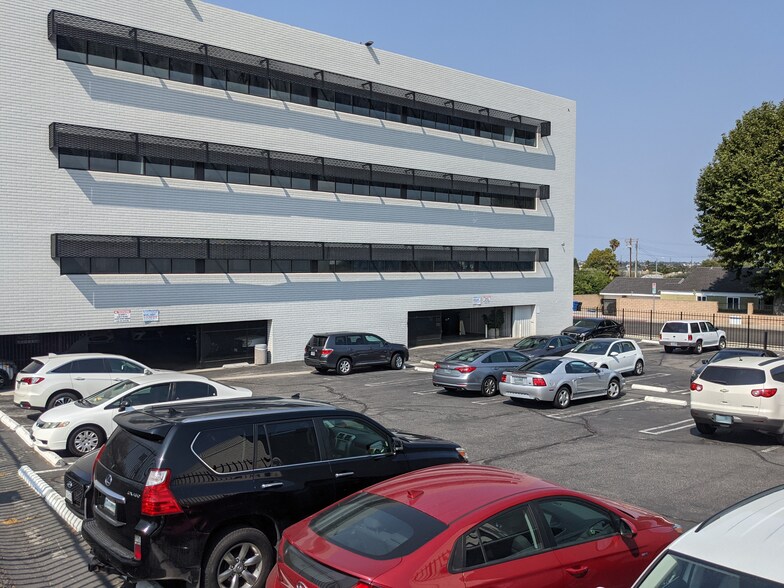 More Photos Of 6060 W Manchester Ave, Los Angeles Office For Lease