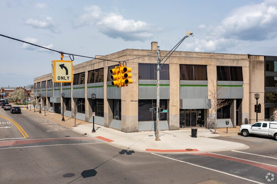 More Photos Of 1 N Main St, Mount Clemens Storefront Retail Office For Sale