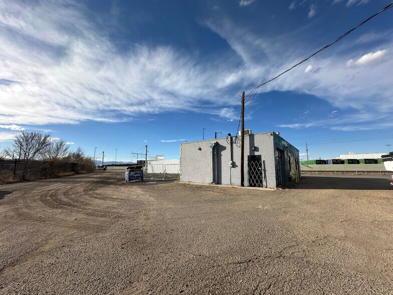 More Photos Of 2100 E 40th Ave, Denver Land For Lease