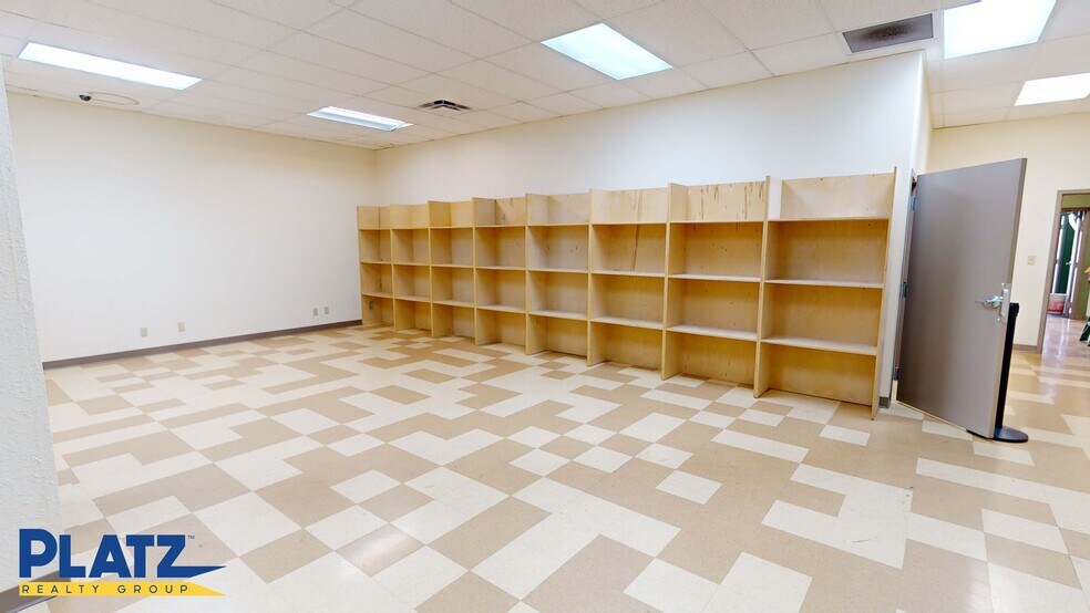 More Photos Of 104-114 Boardman Poland Rd, Boardman Freestanding For Lease