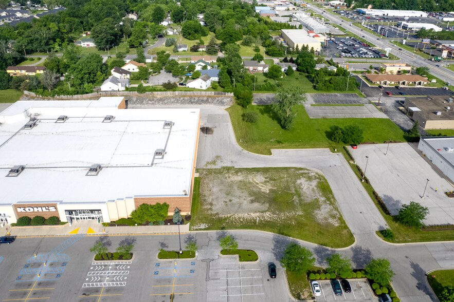 More Photos Of 1410-1760 Apple Glen Blvd, Fort Wayne Unknown For Lease