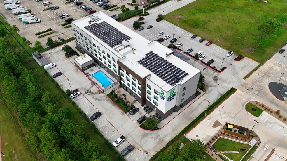 More Photos Of 21606 Spring Plaza Dr, Spring Hotel For Sale